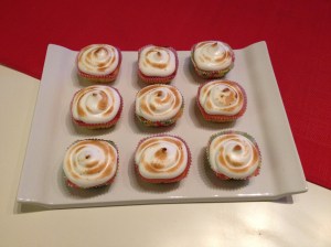 Cupcakes au citron avec un nappage meringué