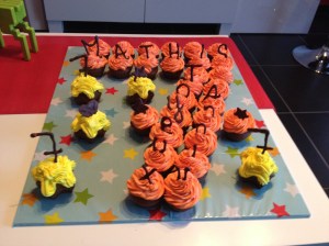 Cupcakes d'anniversaire en forme de chiffre
